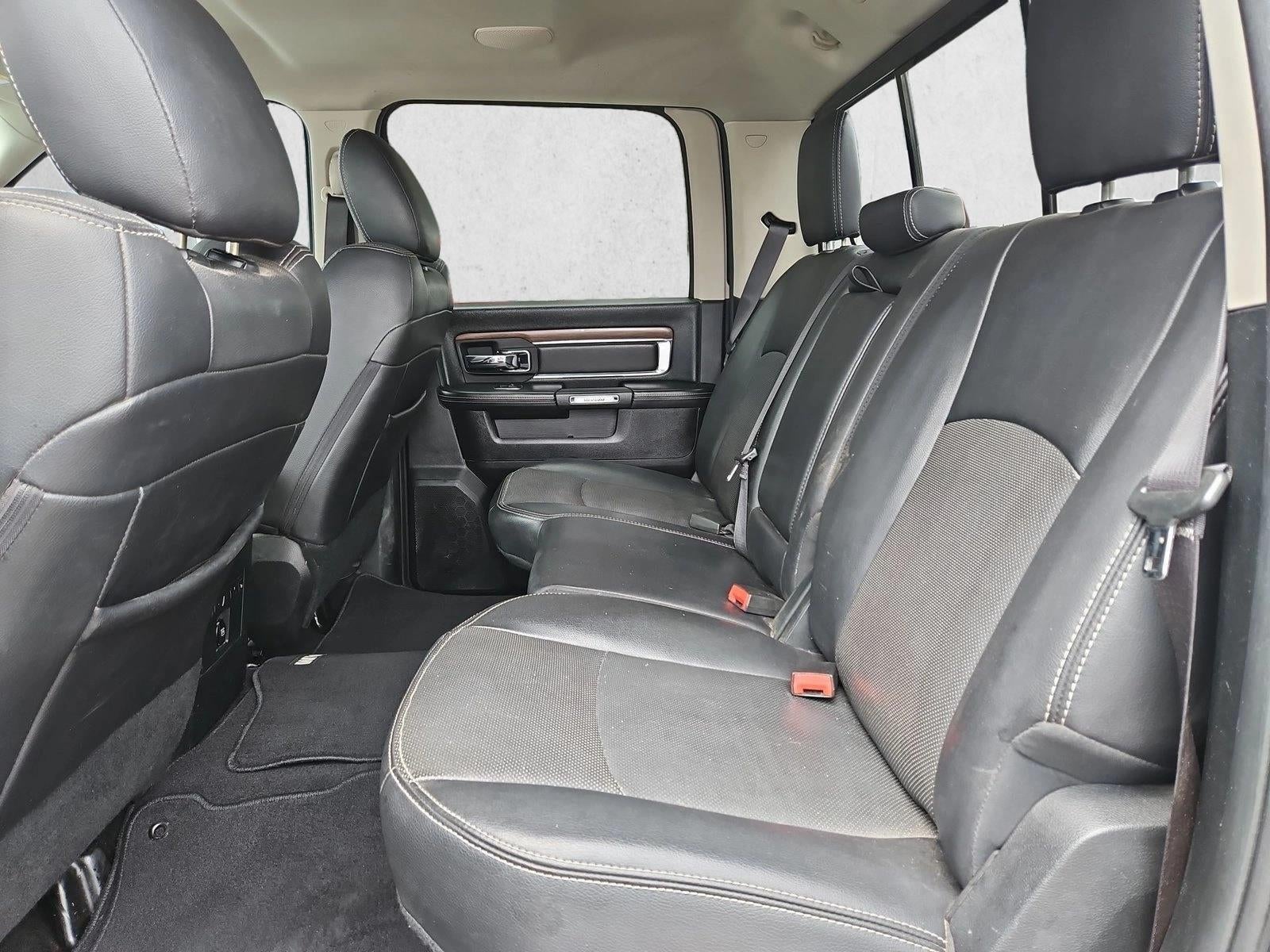 2017 RAM 2500 Laramie Crew Cab 4x4 6'4" Box