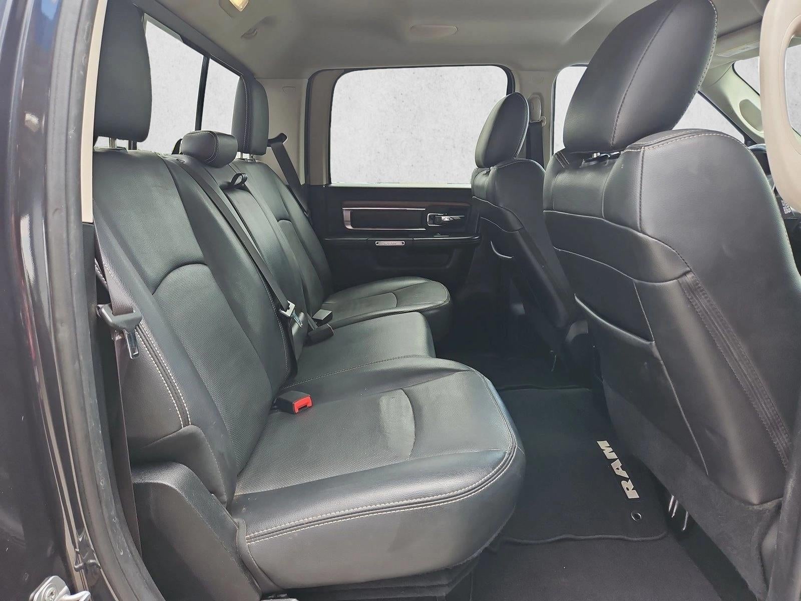2017 RAM 2500 Laramie Crew Cab 4x4 6'4" Box
