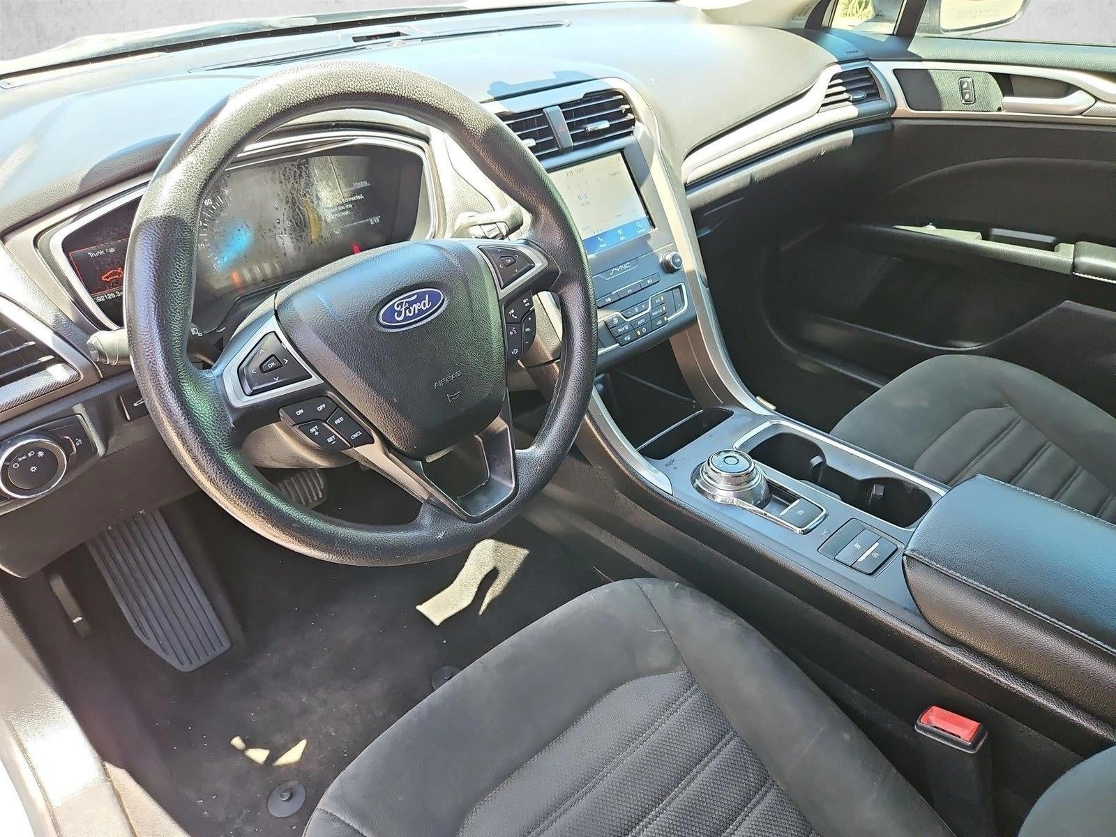 2020 Ford Fusion SE