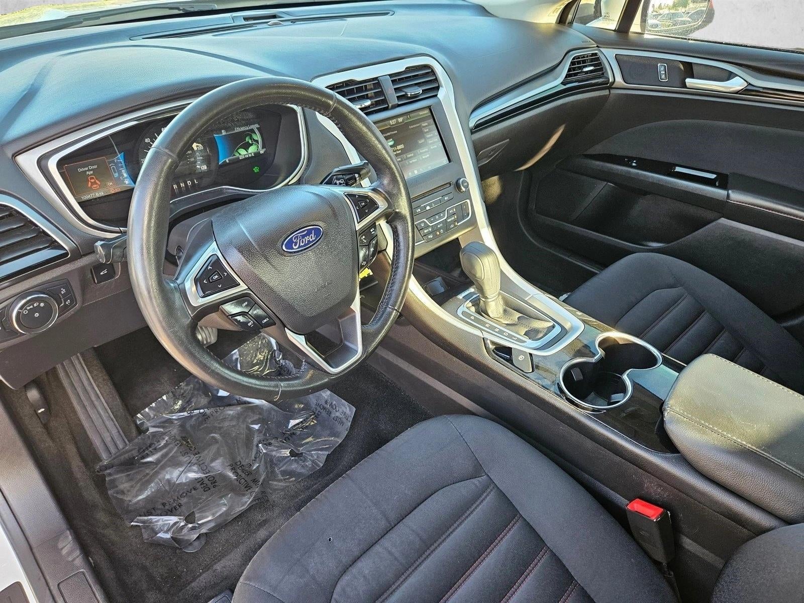 2016 Ford Fusion Hybrid SE