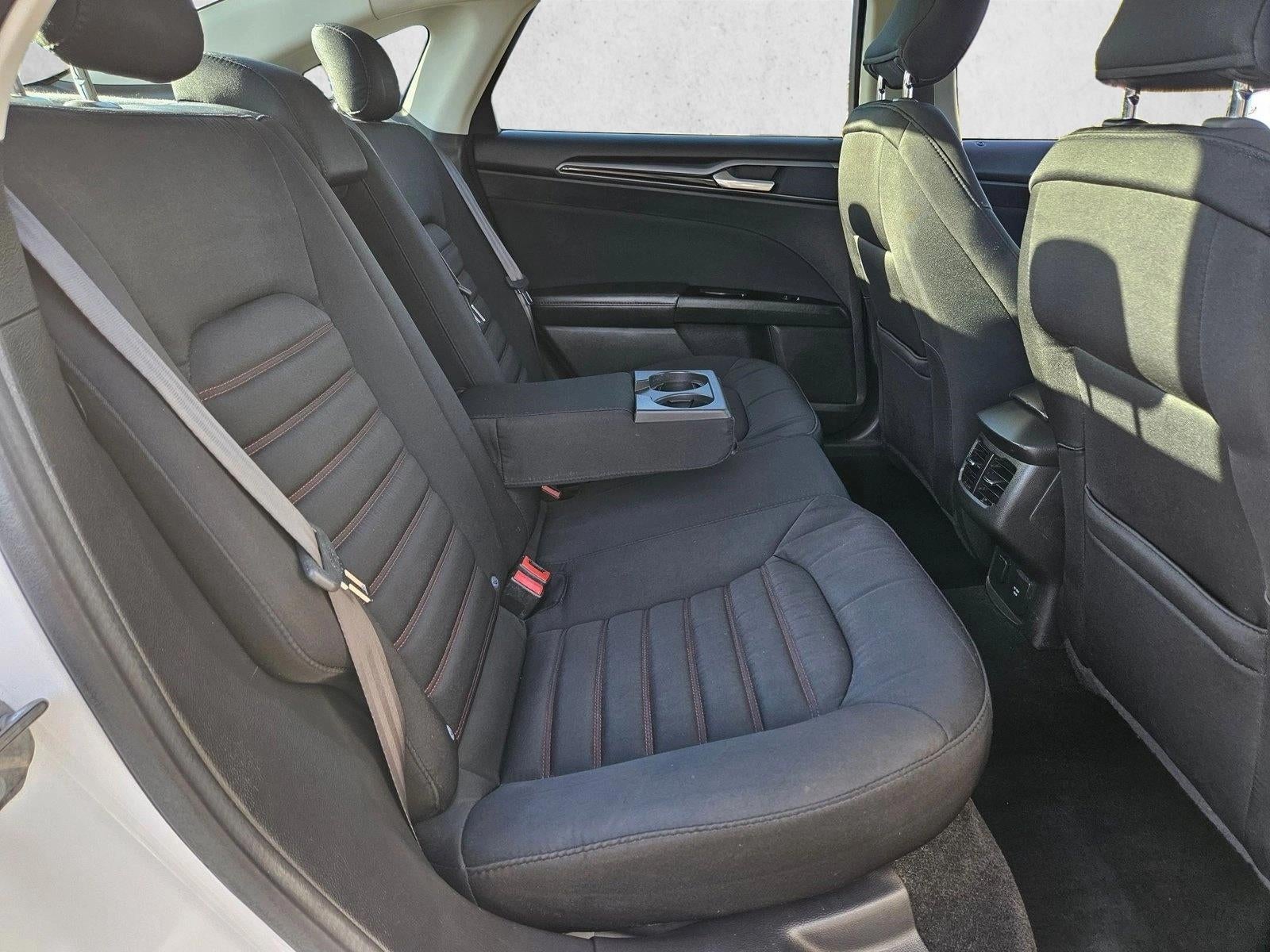 2016 Ford Fusion Hybrid SE