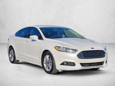 2016 Ford Fusion Hybrid SE