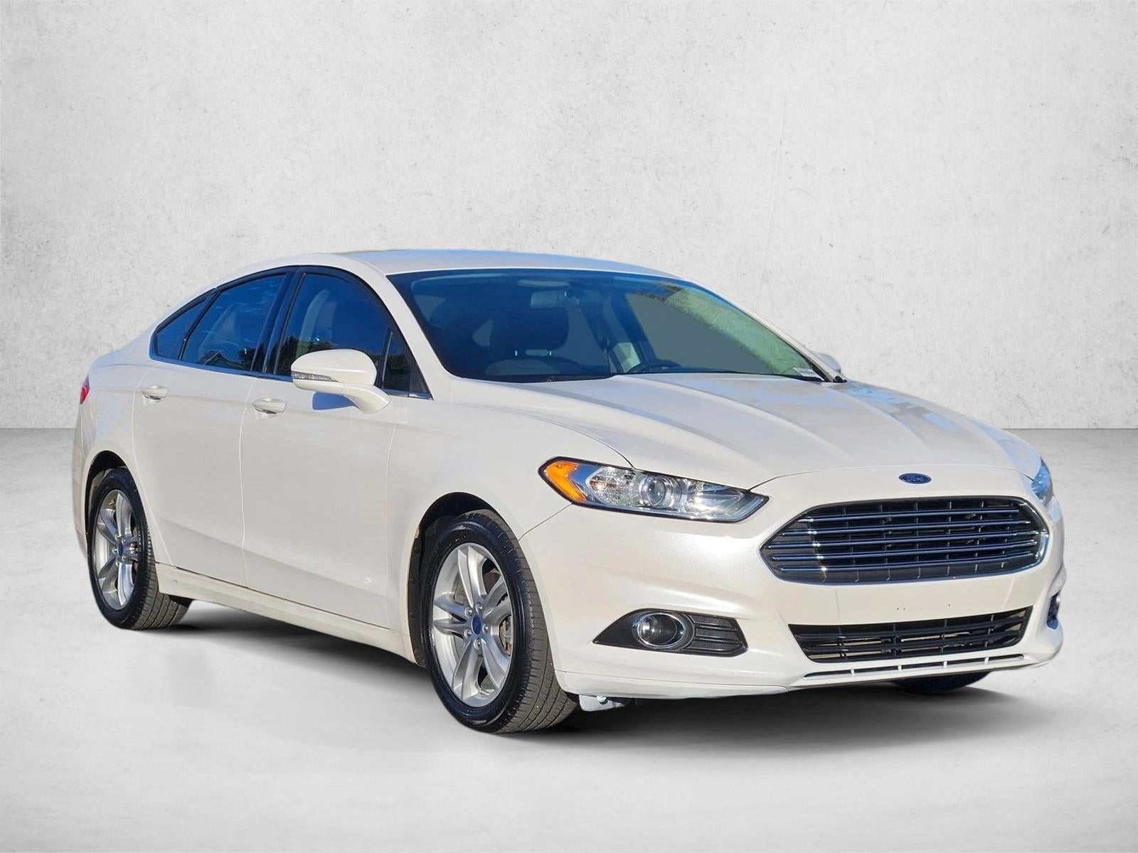 2016 Ford Fusion Hybrid SE