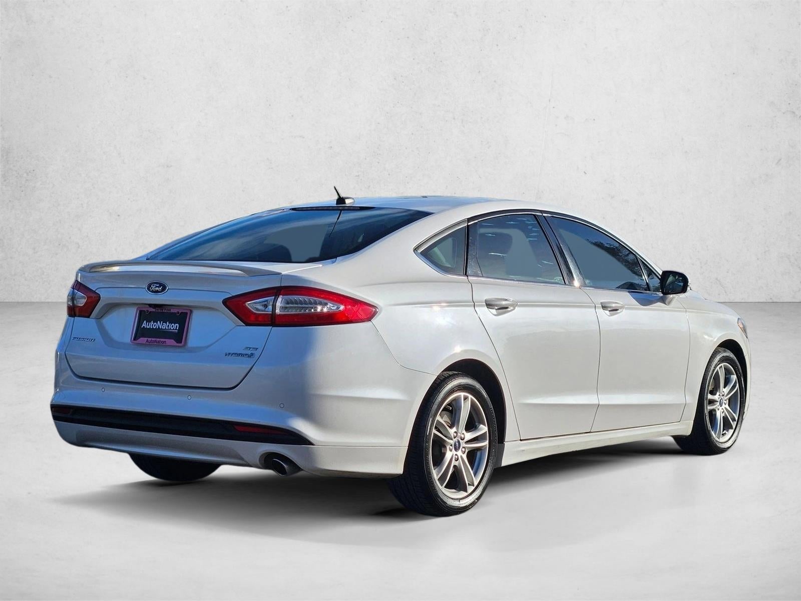 2016 Ford Fusion Hybrid SE
