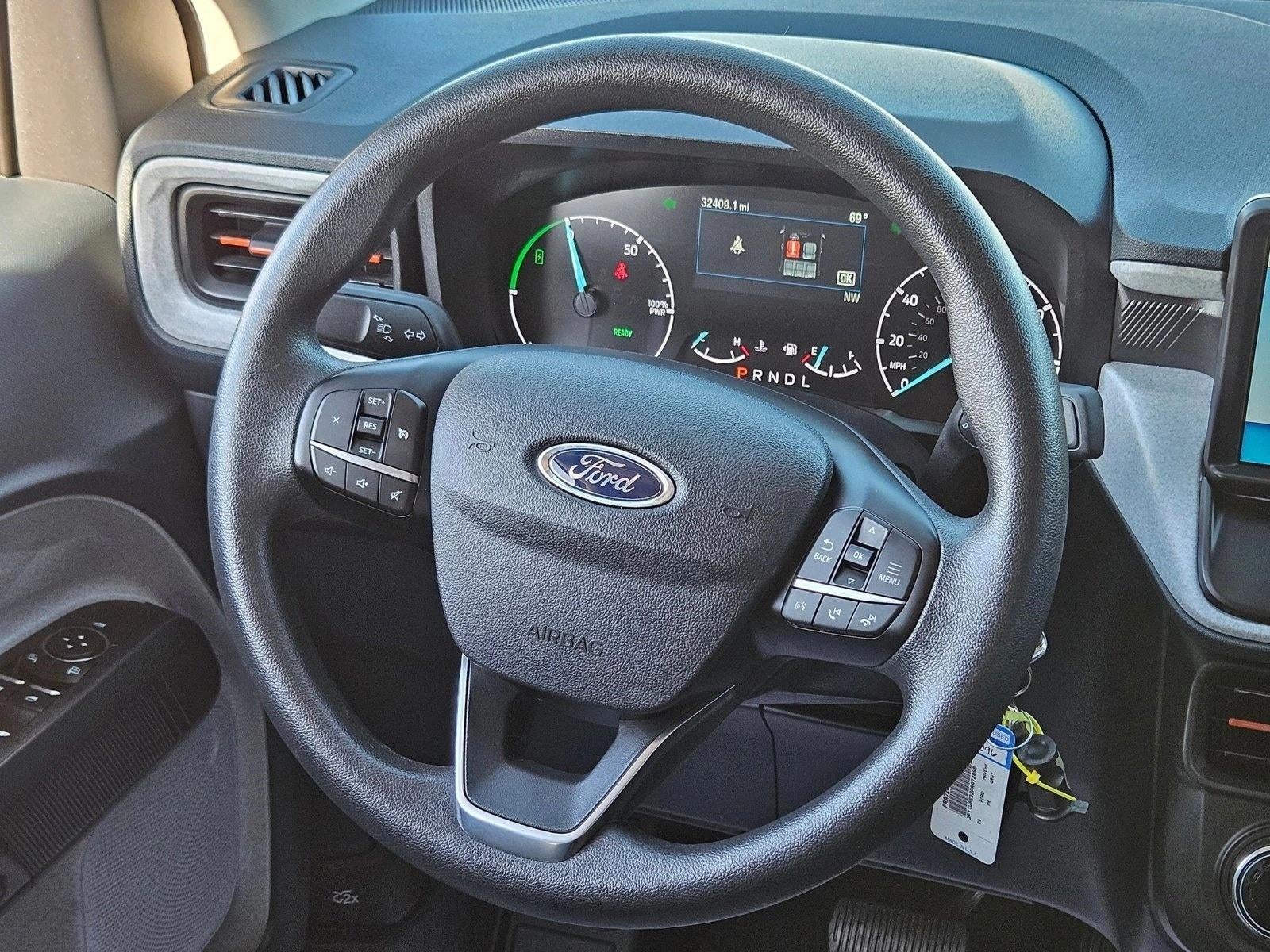 2023 Ford Maverick XL