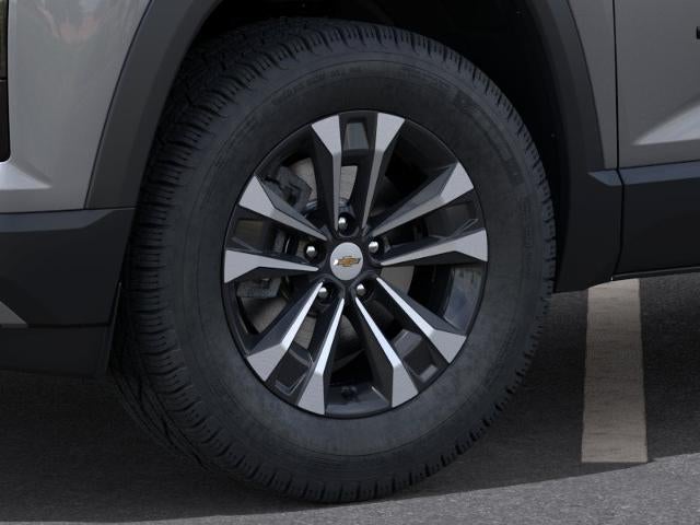 2027 Chevrolet Equinox LT - Photo 21
