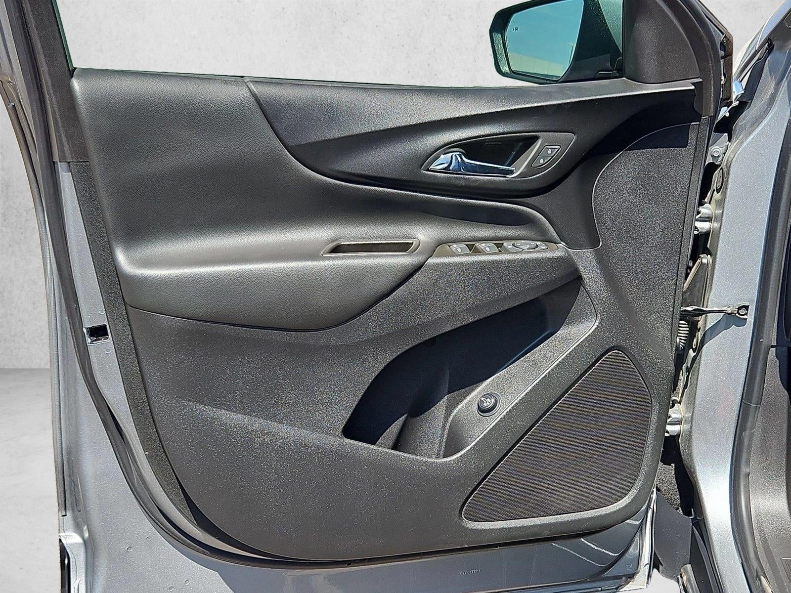 2023 Chevrolet Equinox LT - Photo 11