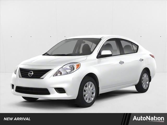 2013 Nissan Versa 1.6 SV