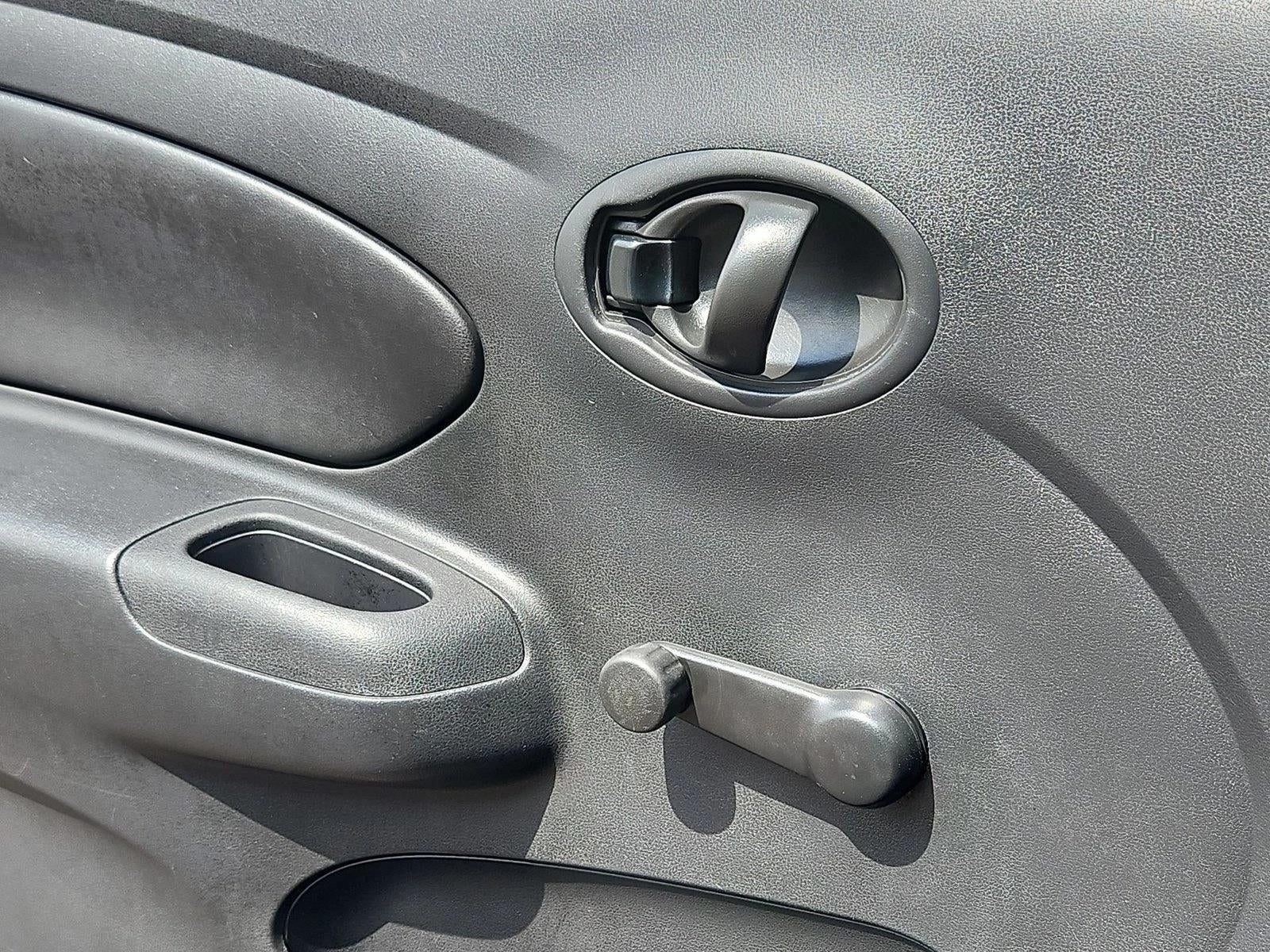 2015 Nissan Versa 1.6 S