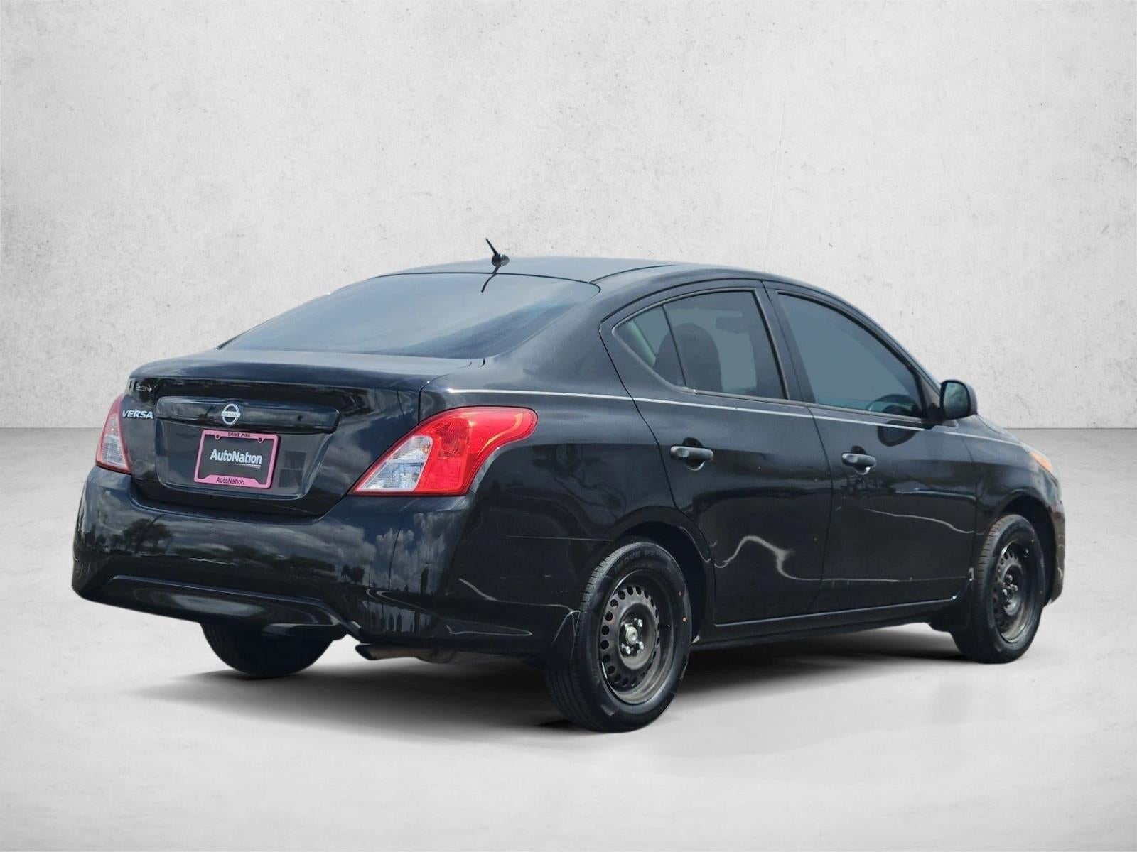 2015 Nissan Versa 1.6 S