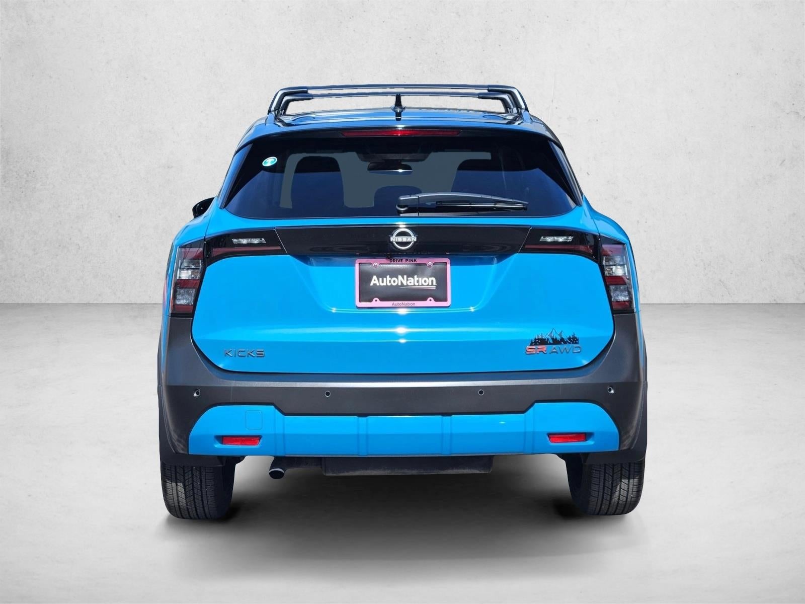 2025 Nissan Kicks SR