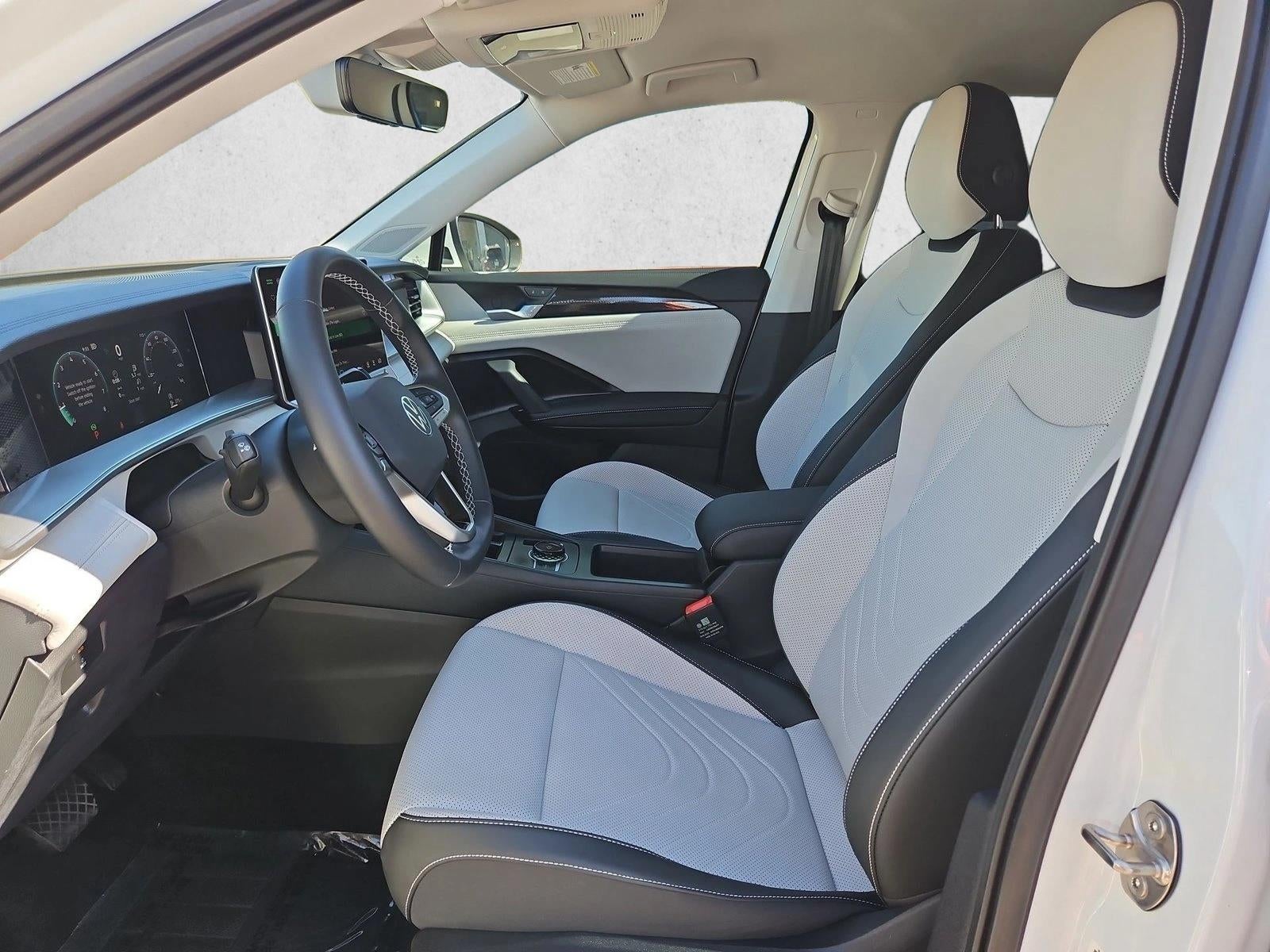 2025 Volkswagen Tiguan 2.0T SE