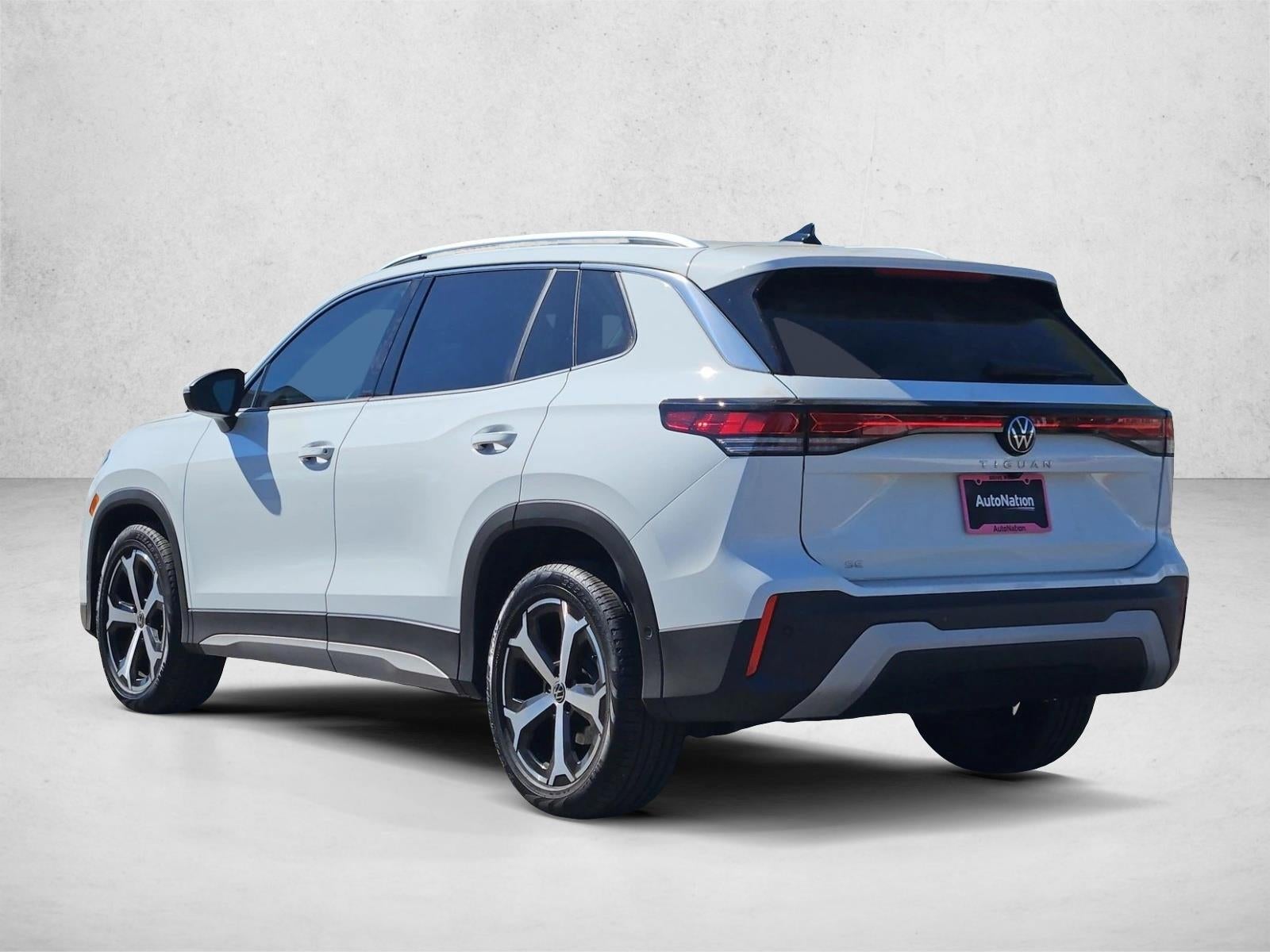 2025 Volkswagen Tiguan 2.0T SE