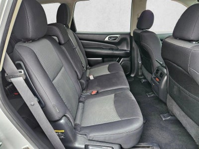 2019 Nissan Pathfinder S