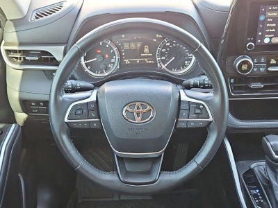2023 Toyota Highlander LE