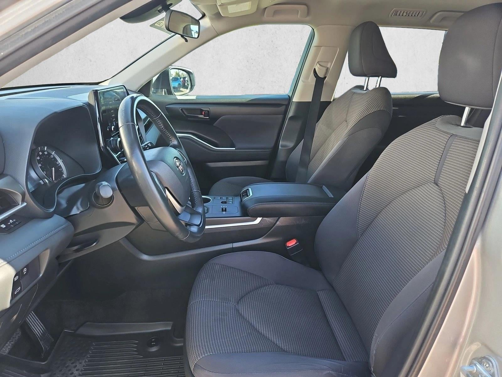 2023 Toyota Highlander LE