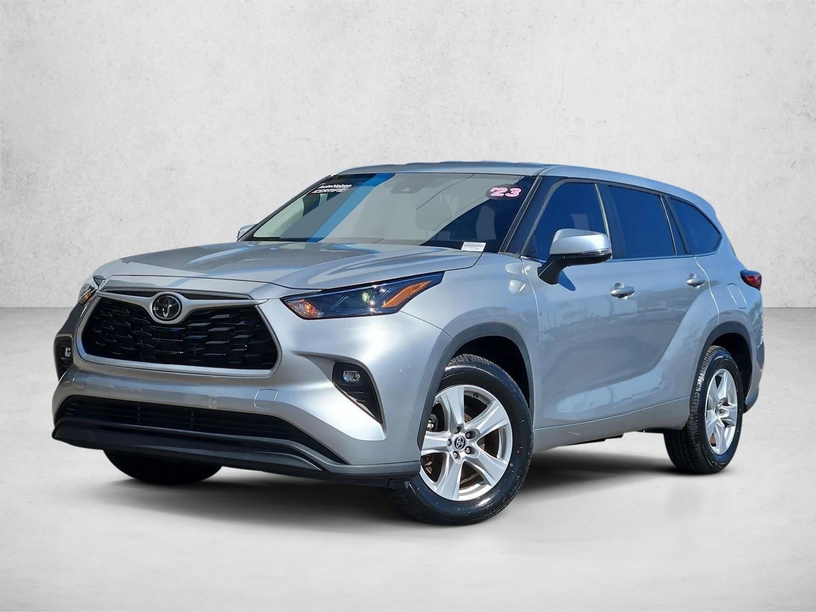 2023 Toyota Highlander LE