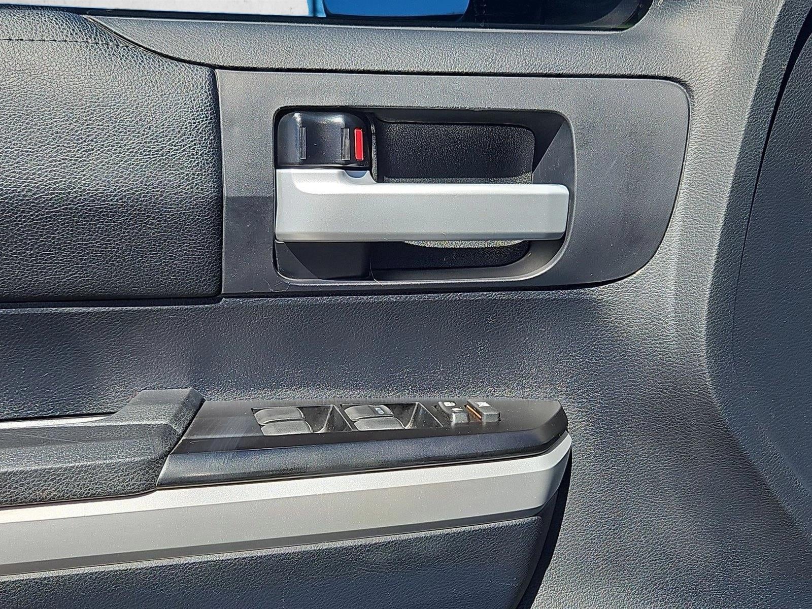 2018 Toyota Tundra SR5 5.7L V8
