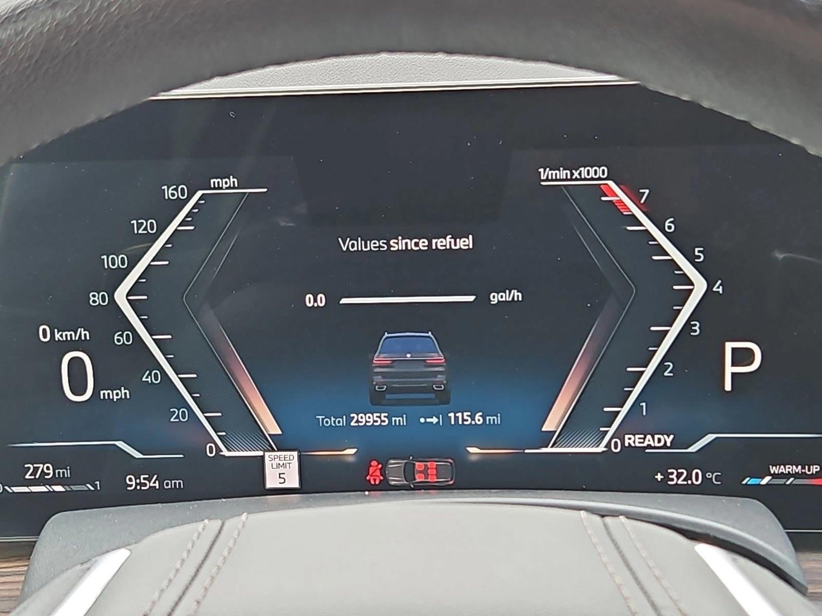 2025 BMW X7 xDrive40i
