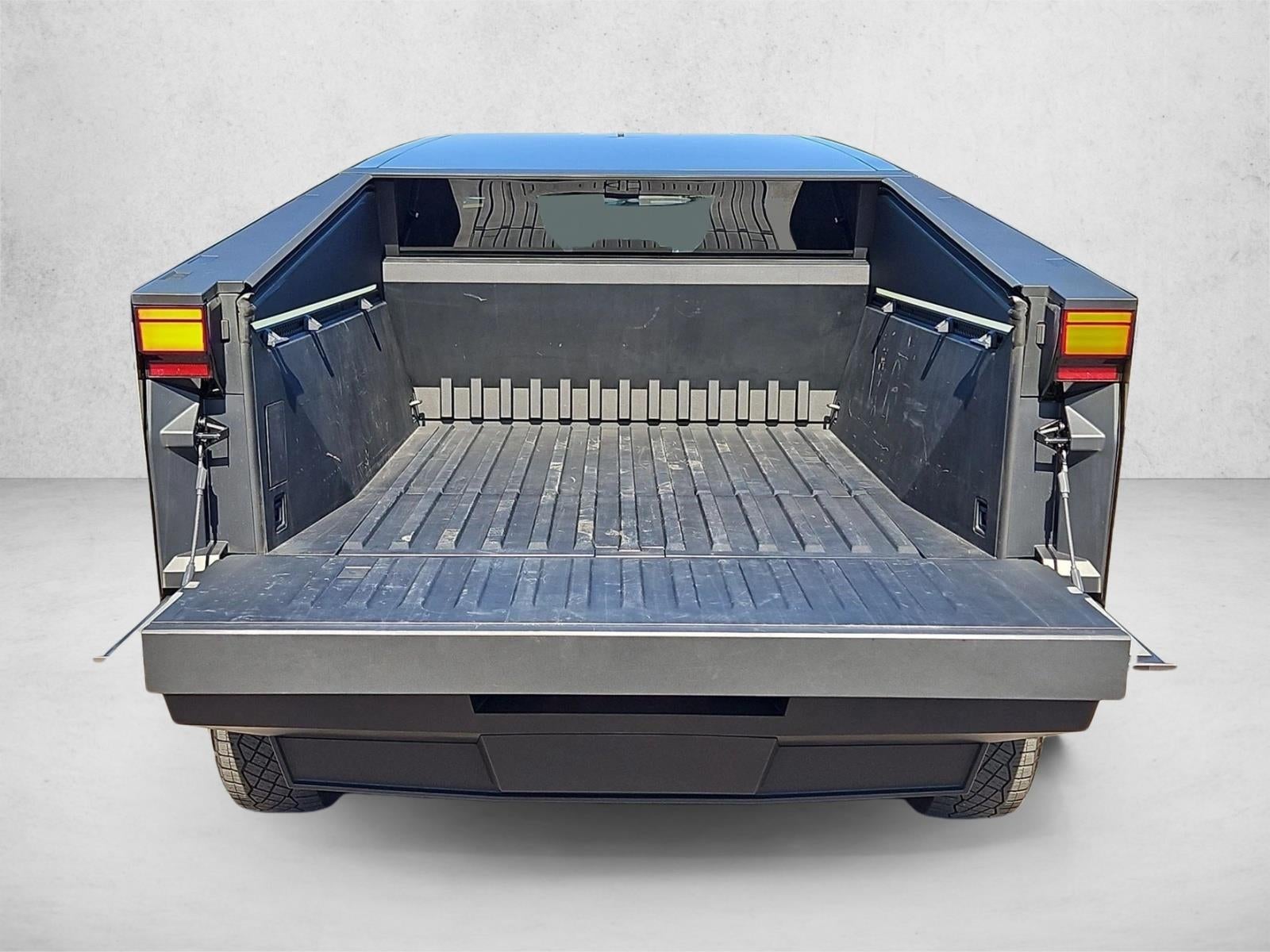 2026 Tesla Cybertruck Premium