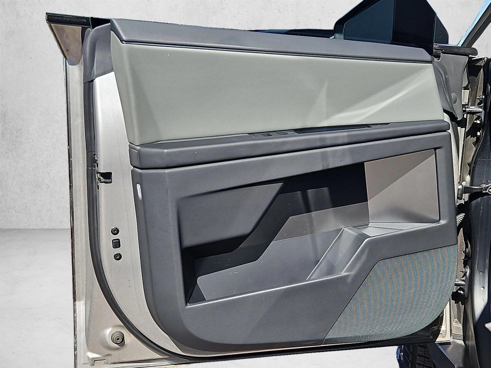 2026 Tesla Cybertruck Premium