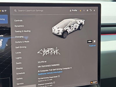 2026 Tesla Cybertruck Premium