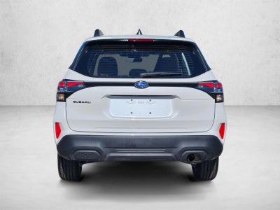 2025 Subaru Forester Base