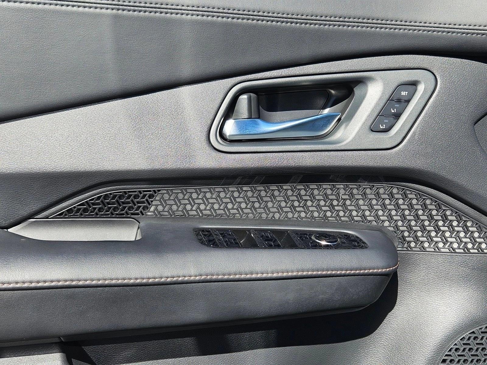 2025 Nissan ARIYA EVOLVE+