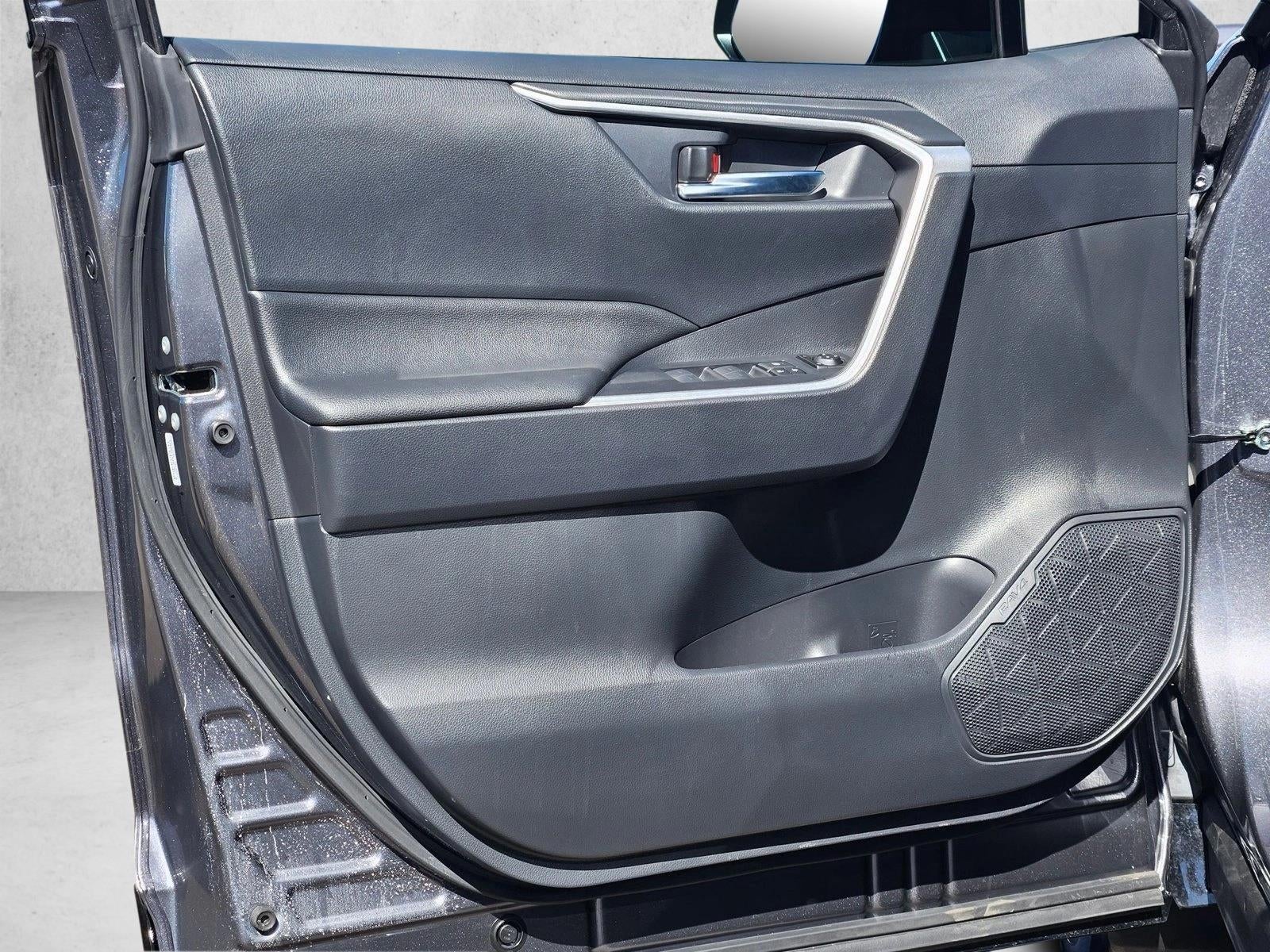 2025 Toyota RAV4 Plug-In Hybrid SE