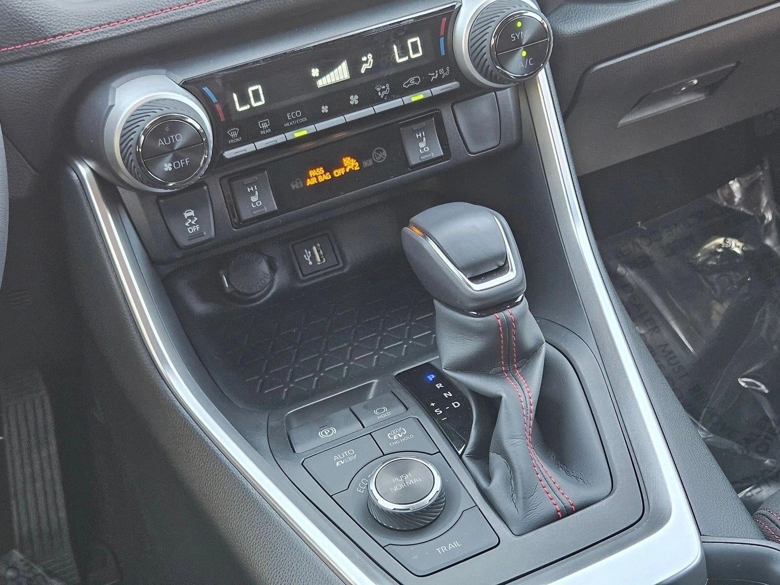 2025 Toyota RAV4 Plug-In Hybrid SE