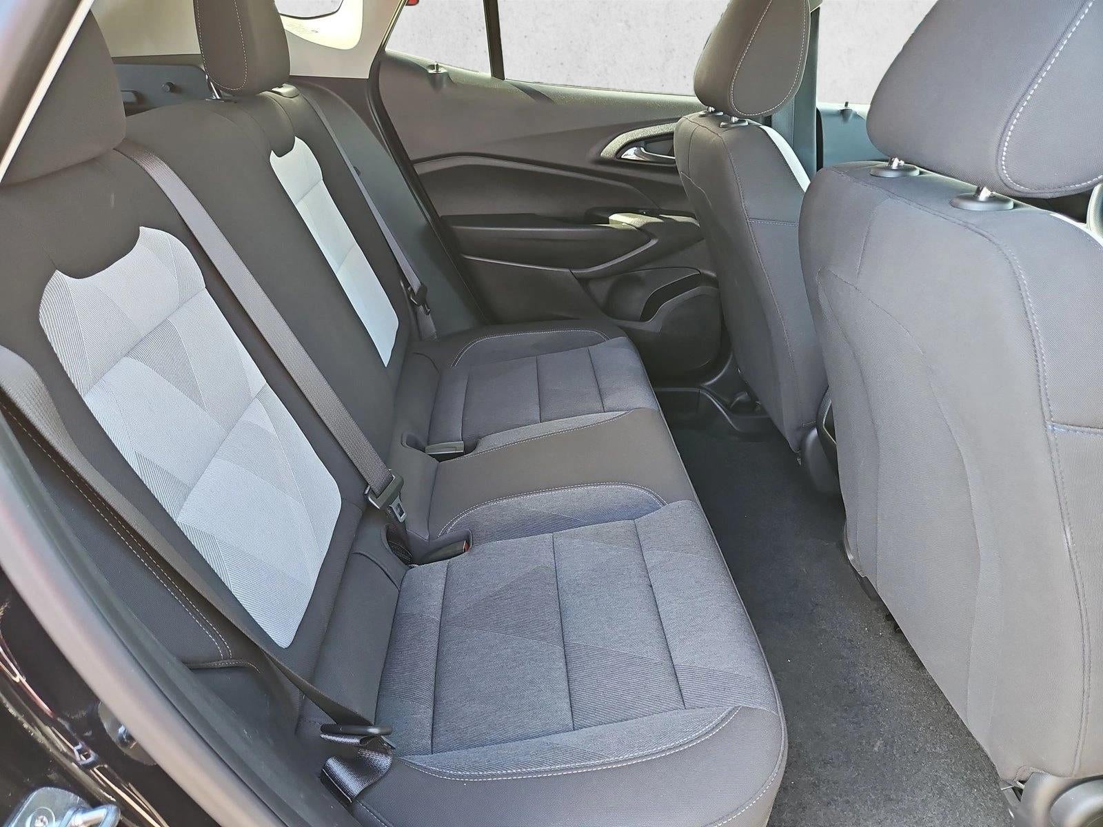 2024 Chevrolet Trax LS - Photo 25
