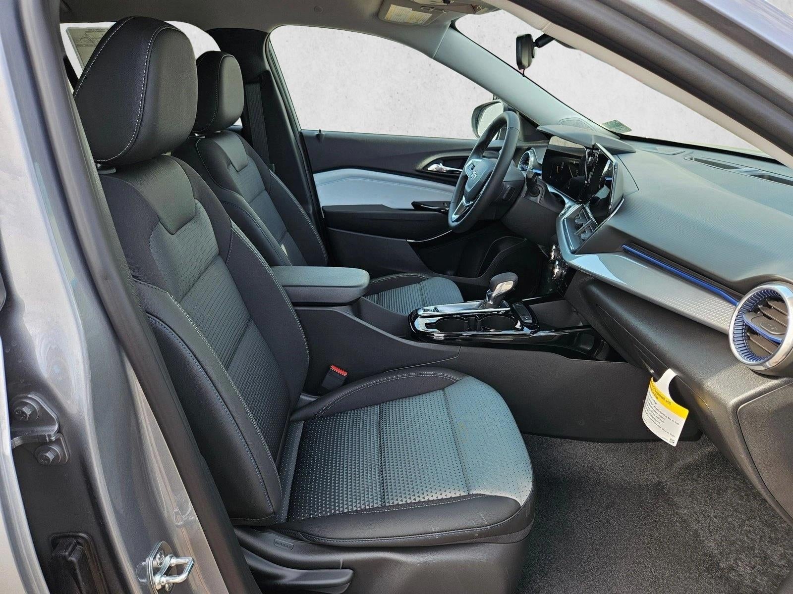2026 Chevrolet Trax LT - Photo 17