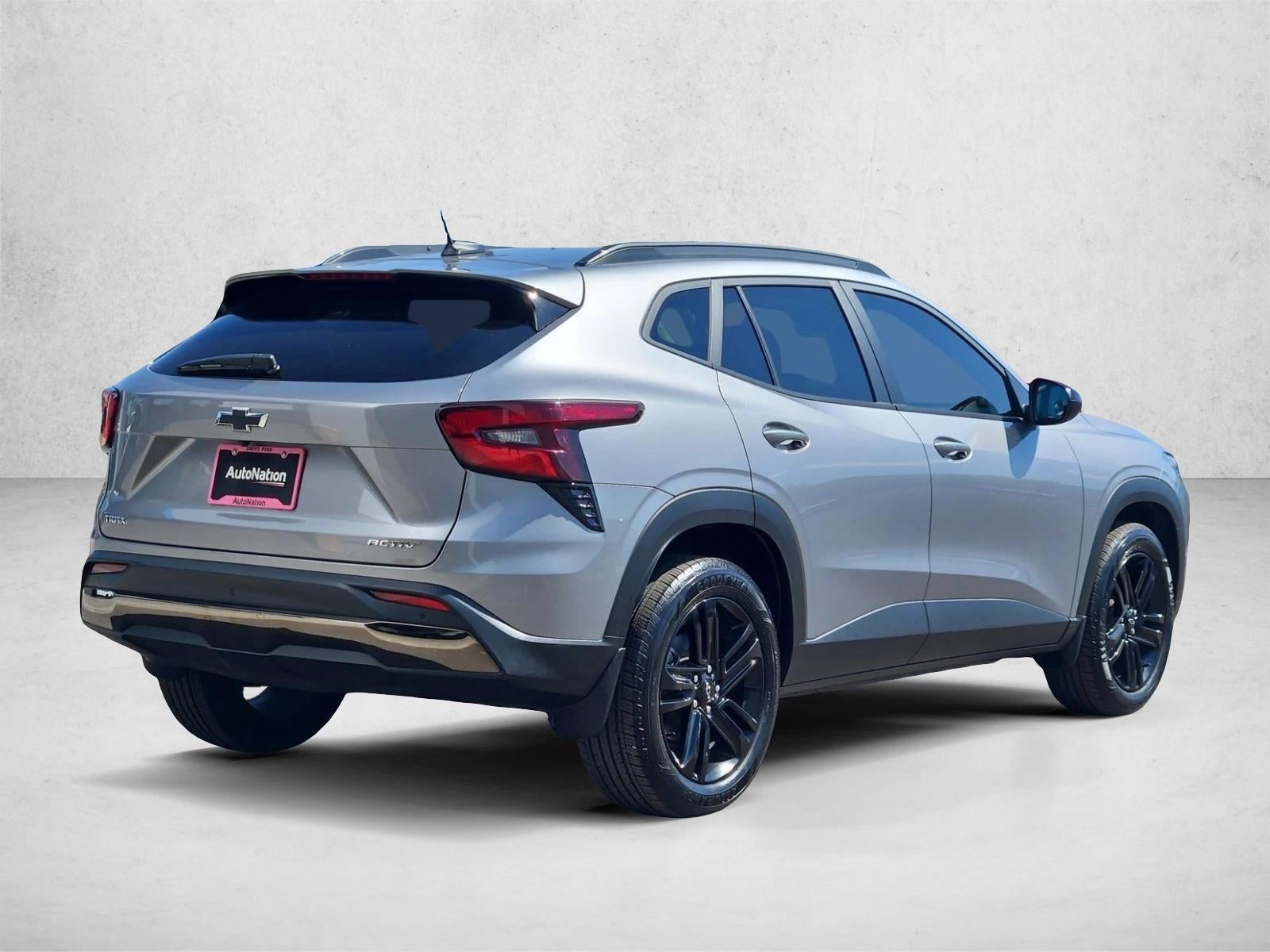 2025 Chevrolet Trax Activ - Photo 8