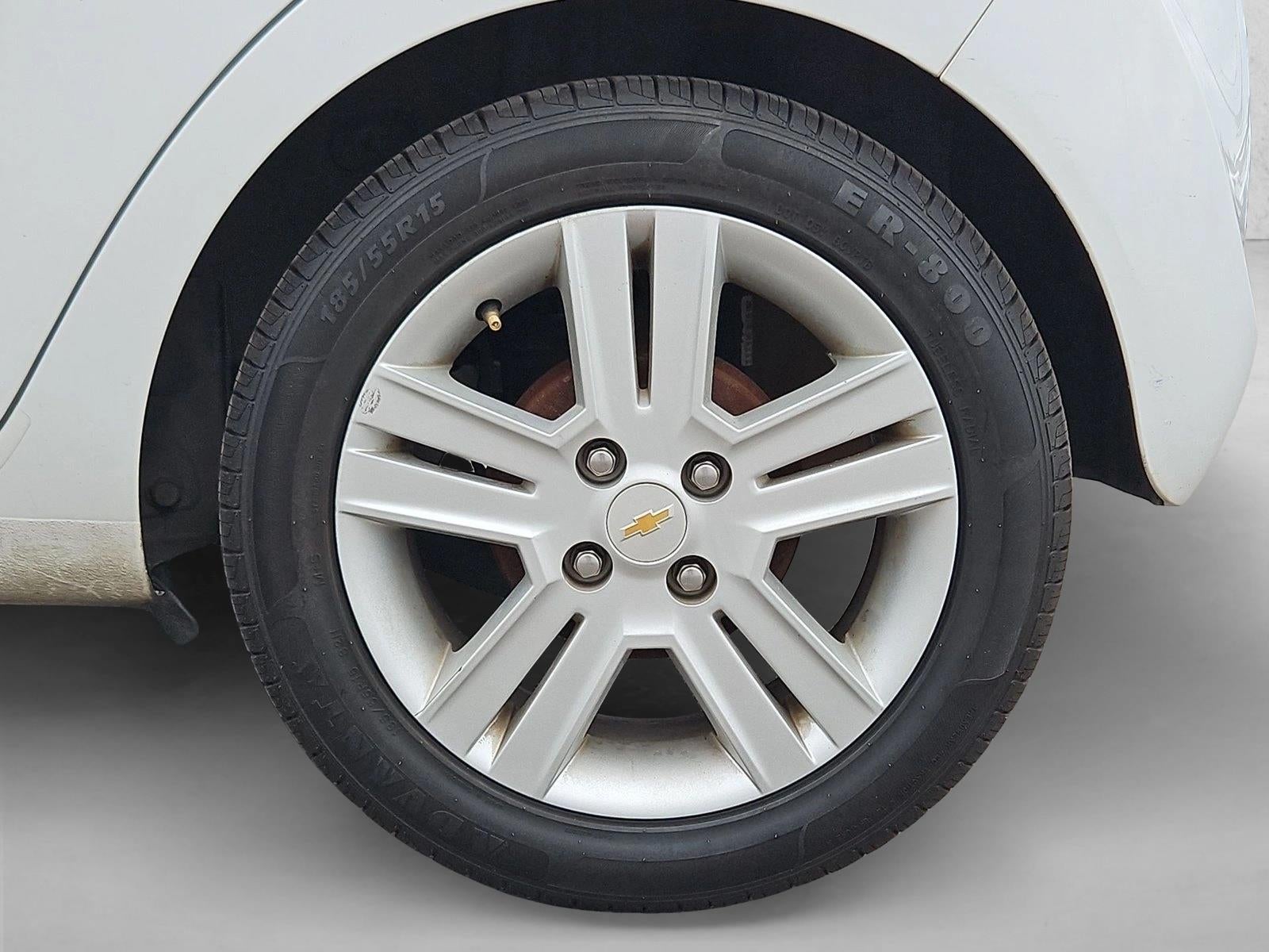 2014 Chevrolet Spark LS - Photo 28