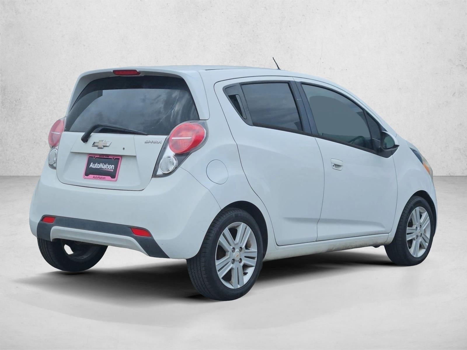 2014 Chevrolet Spark LS - Photo 8