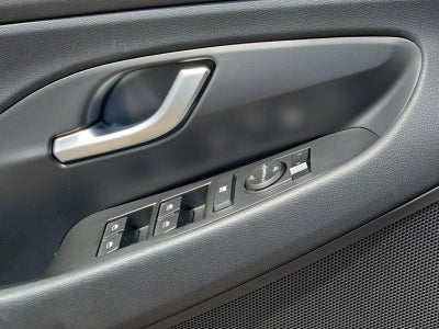 2018 Hyundai Elantra GT Base