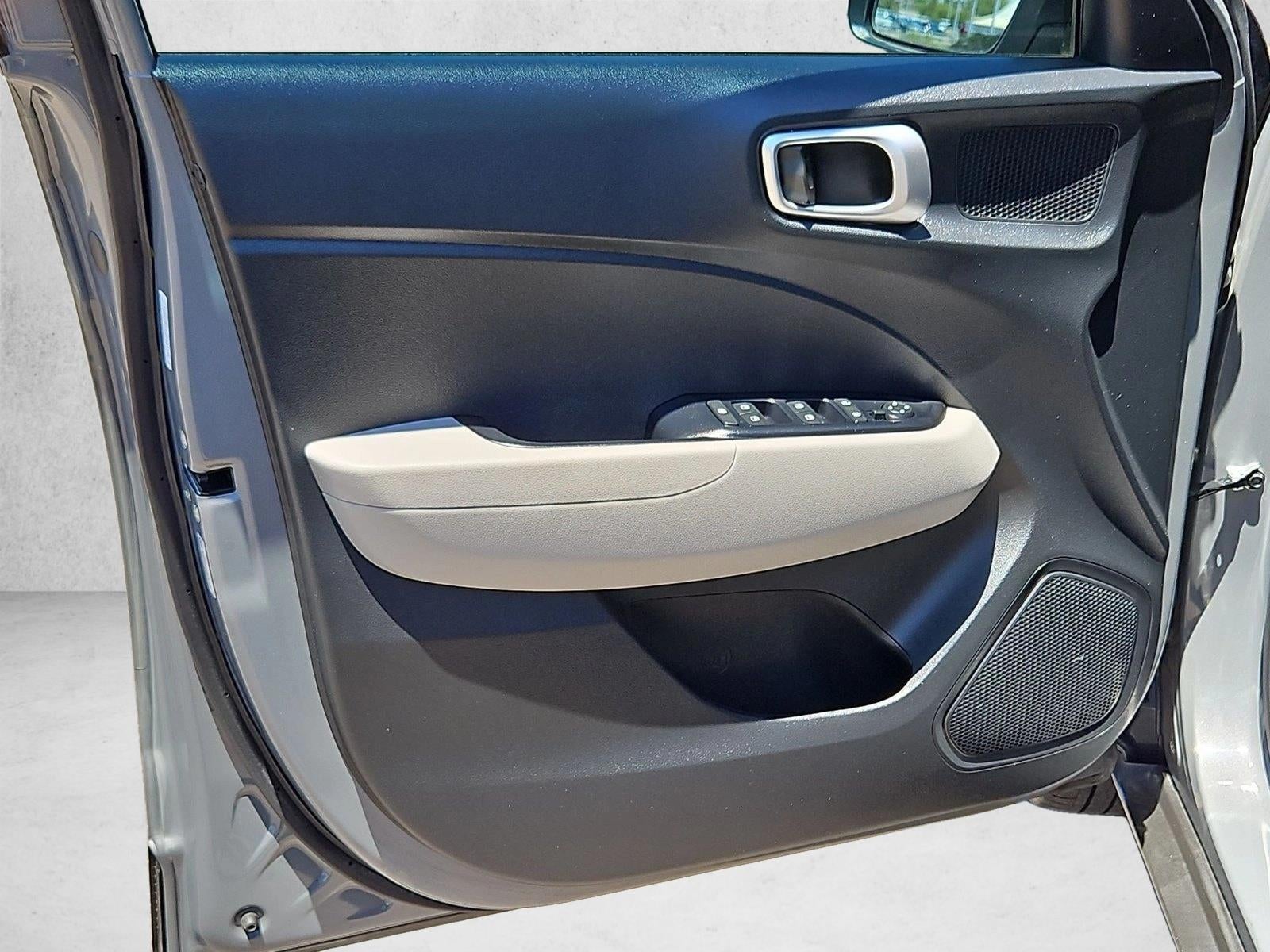 2022 Hyundai Venue SEL