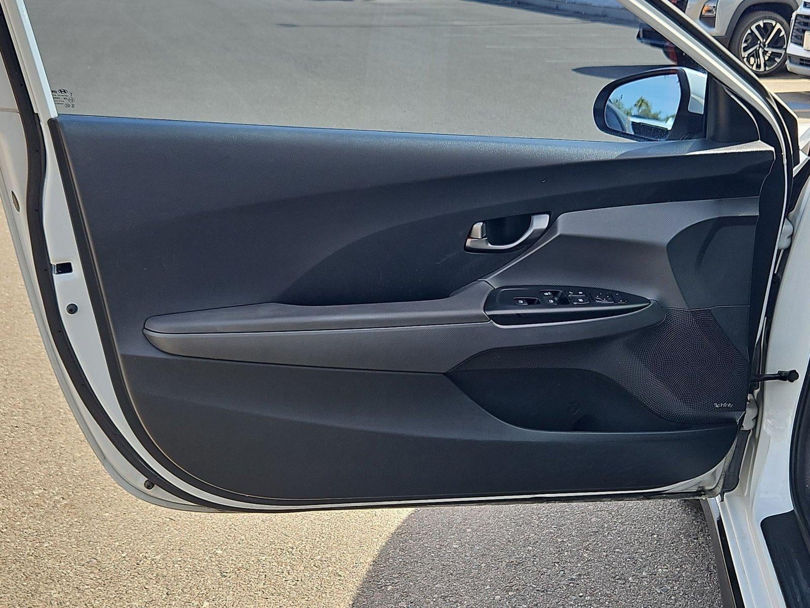 2019 Hyundai Veloster Turbo