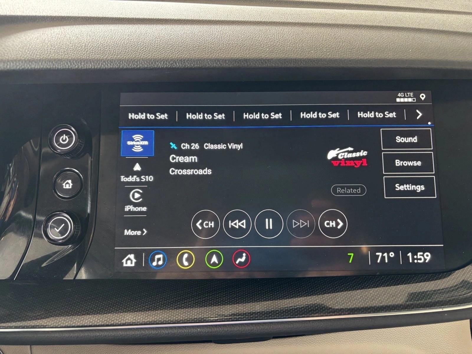 2022 Buick Envision Essence