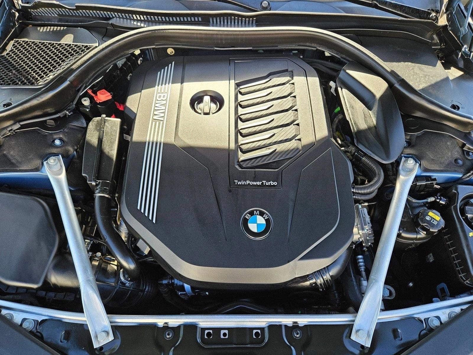 2022 BMW 8 Series 840i