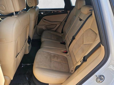 2018 Porsche Macan Base