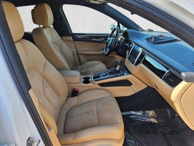 2018 Porsche Macan Base