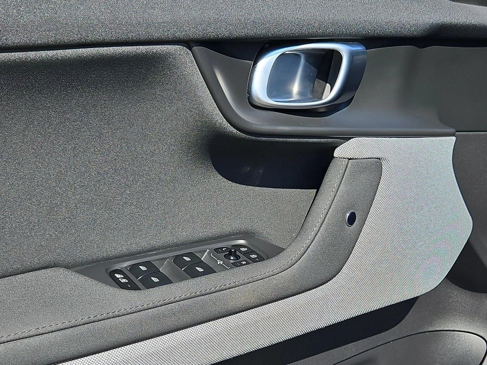 2024 POLESTAR 2 Base