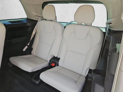 2021 Volvo XC90 T6 Momentum 6 Passenger
