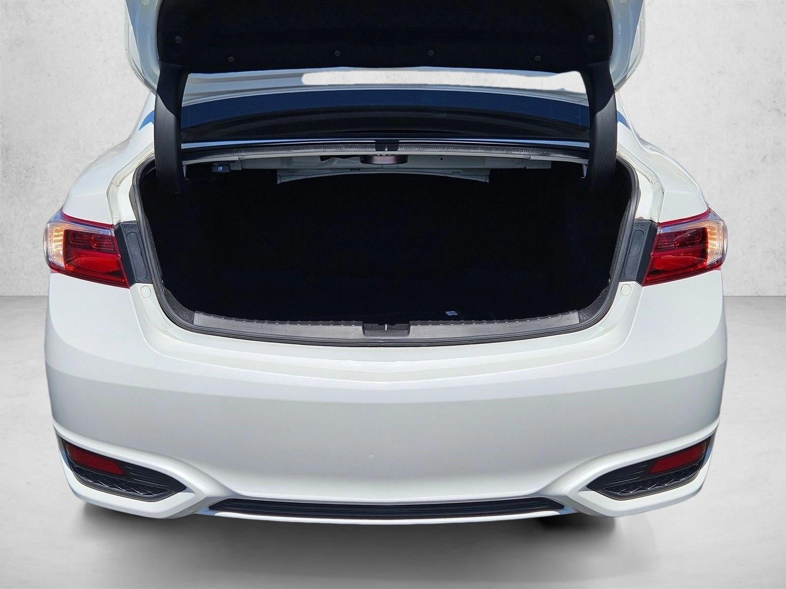 2017 Acura ILX Sedan w/Premium Pkg
