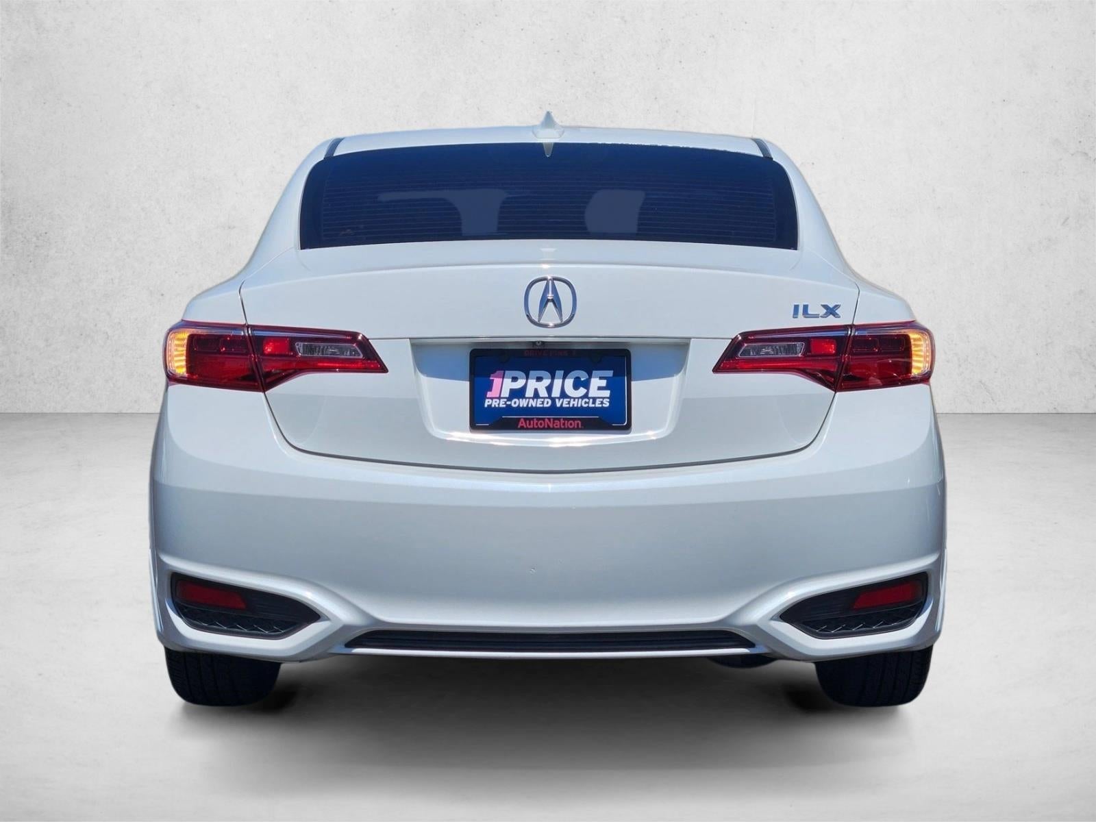 2017 Acura ILX Sedan w/Premium Pkg