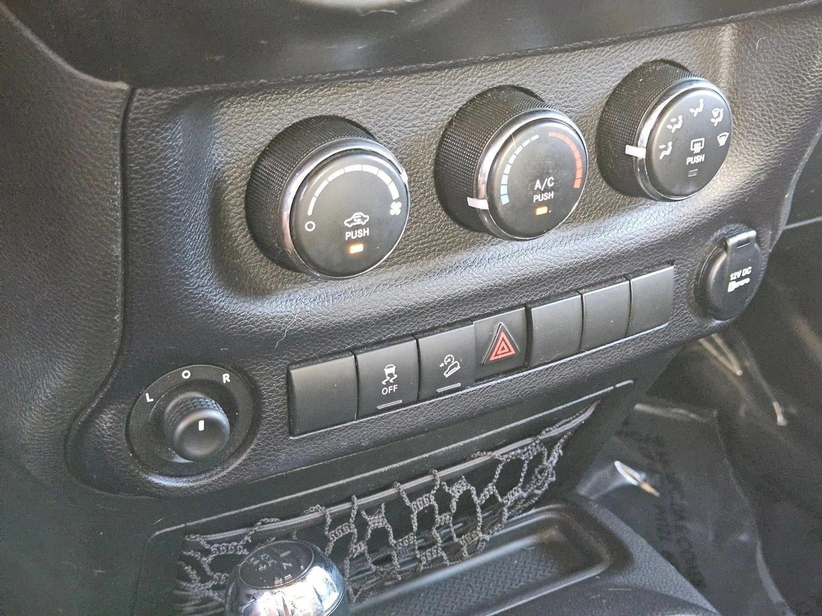 2014 Jeep Wrangler 4WD 2dr Sport