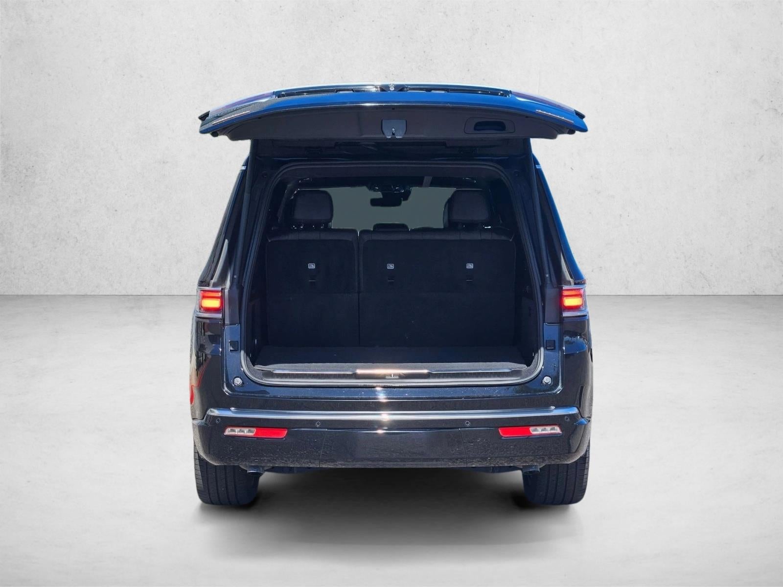 2022 Jeep Grand Wagoneer Series III 4x4