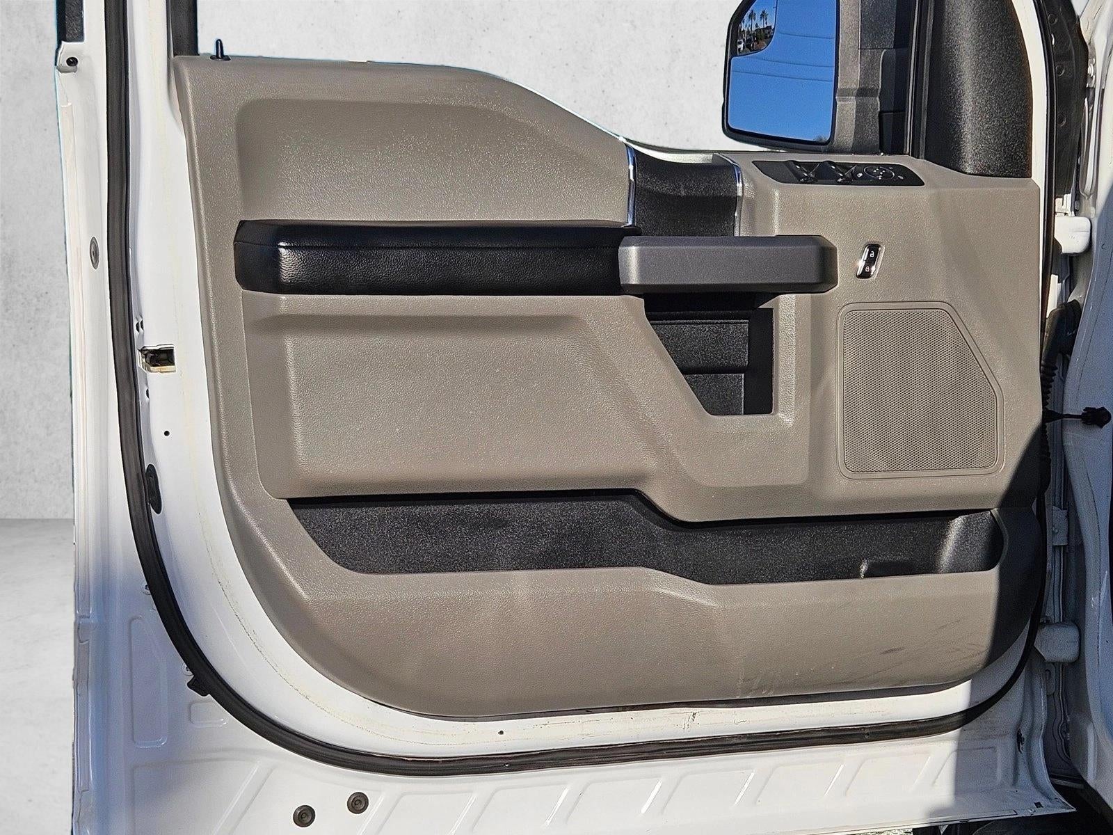 2017 Ford F-150 XLT 2WD SuperCrew 5.5' Box