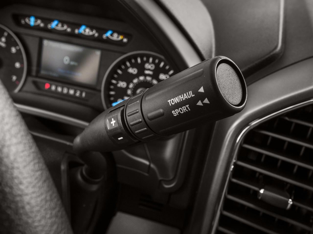 2017 Ford F-150 XLT 2WD SuperCrew 5.5' Box